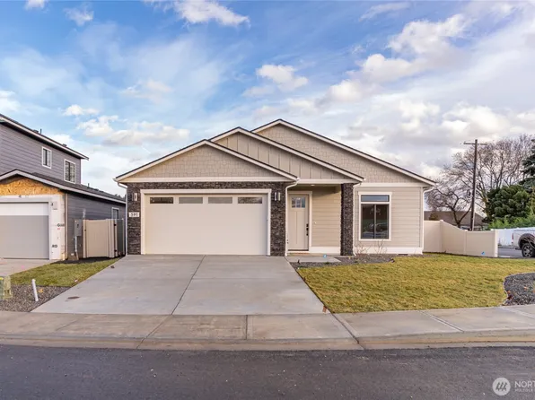 550 S Oasis Loop, East Wenatchee, WA 98802
