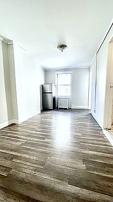 1st image of 1606 Lexington Ave #4