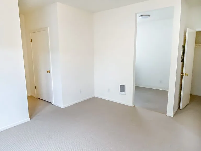 700 Laguna St #308 — Photo 6