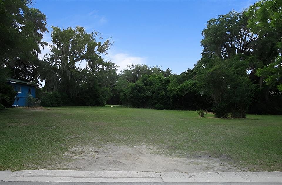 1st image of 716 W Silver Springs Pl #7