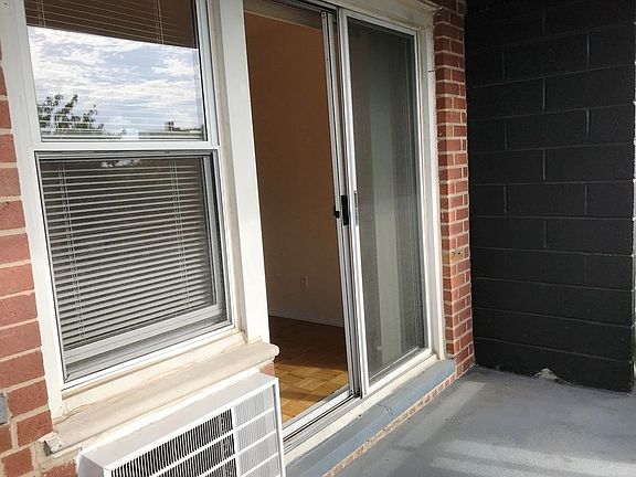 4th image of 1670 Bell Blvd APT 619