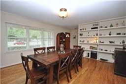 3rd image of 9733 Westview Dr