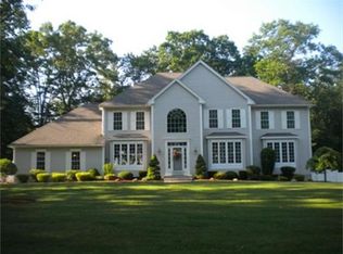 12 Kashmir Dr, Salem, NH 03079