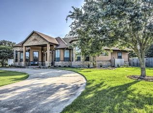 906 Riverside Dr, Alvin, TX 77511