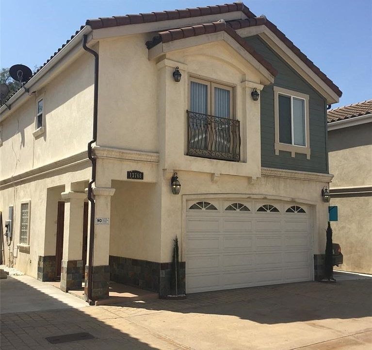 1st image of 13760 Cordary Ave