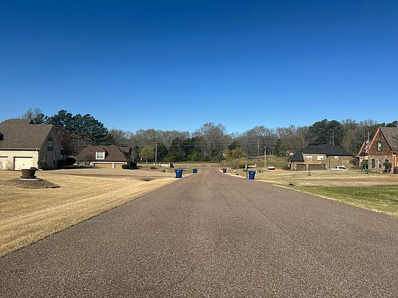 5th image of 14092 Strafford Ln