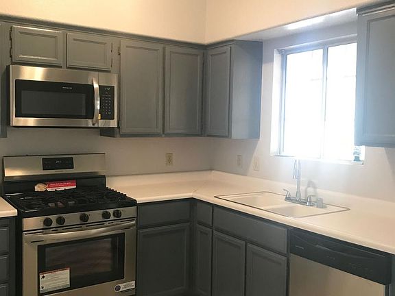 4th image of 5024 Chambliss Dr