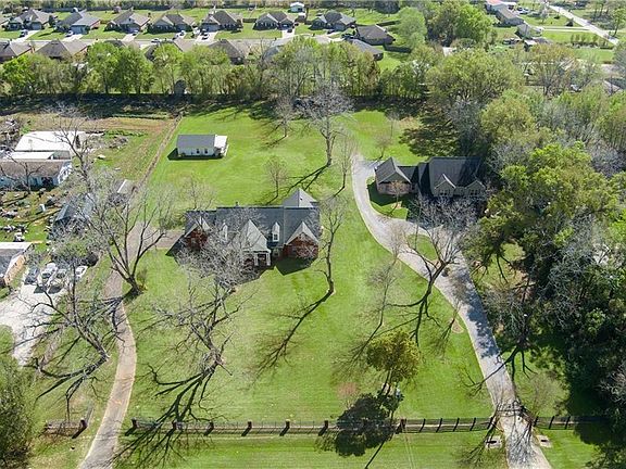 2nd image of 8391A Ramsey Rd