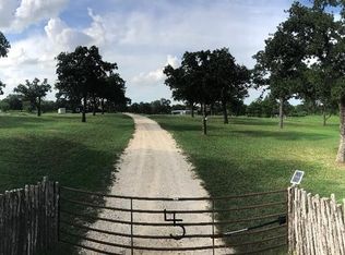 3866 Us Highway 90a E, Gonzales, TX 78629