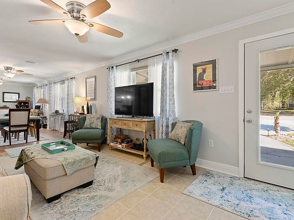 5th image of 351 Ulman Ave