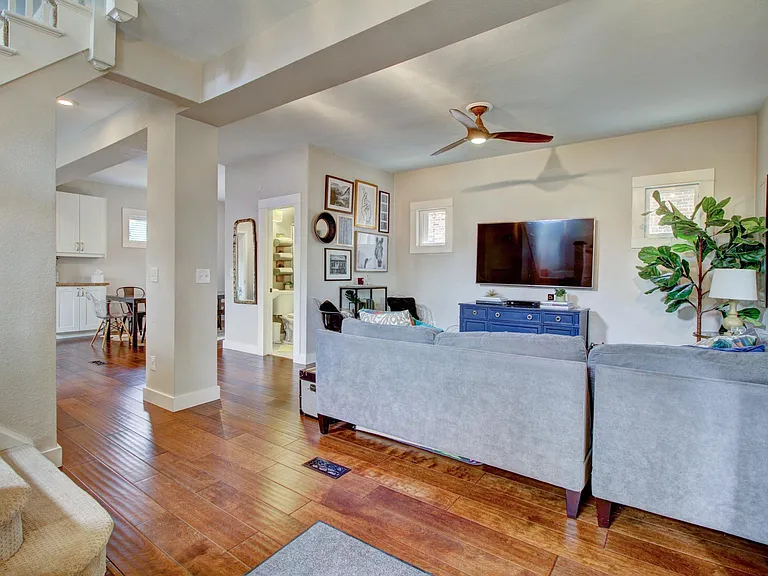1470 Monroe St #1 — Photo 10