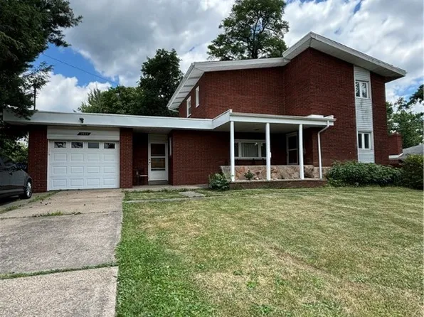 2424 Klein Pl, Pittsburgh, PA 15226