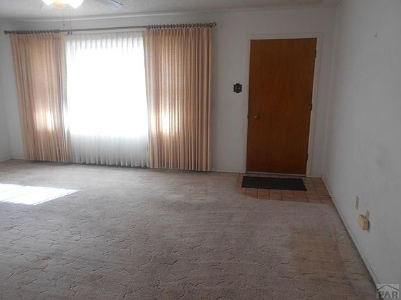 5th image of 51 Stanford Ave