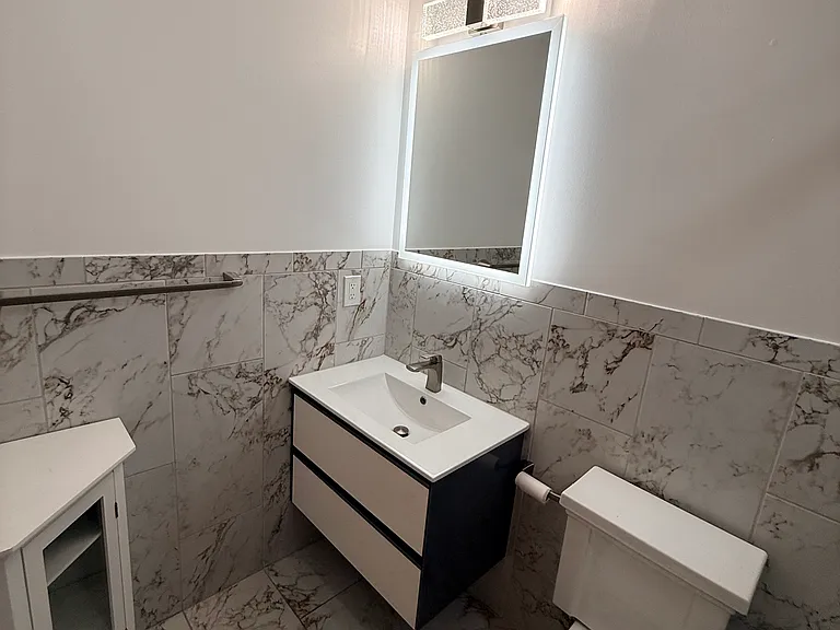 154 McAdoo Ave #1 — Photo 13