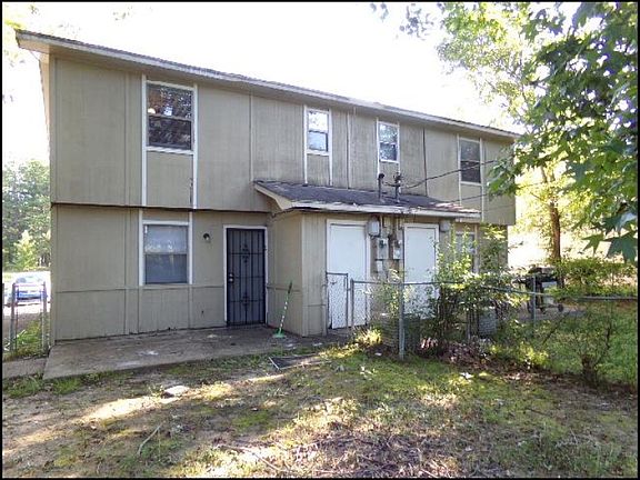 3rd image of 9413 Lew Cir APT B
