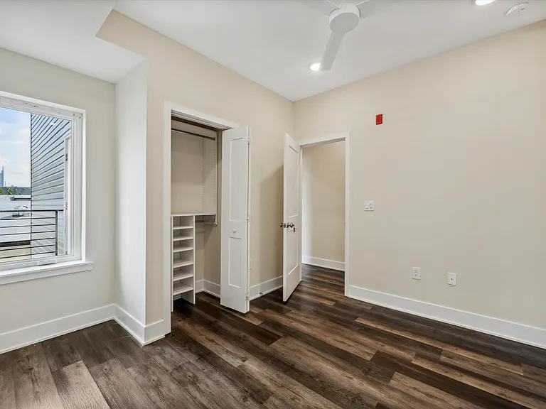 1804 W Berks St — Photo 22