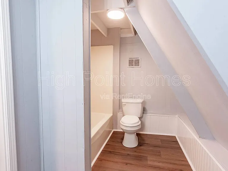 1672 Johnson Rd #D — Photo 8