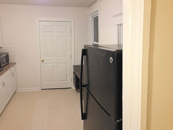 4th image of 117 Ridgedale Ave