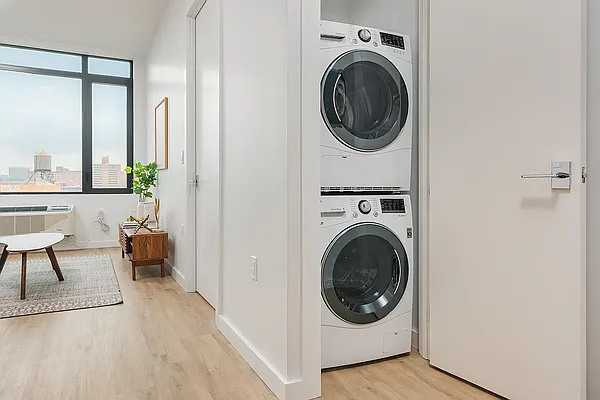 Rented by JCS Realty Group LLC | media 40