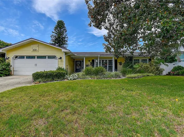 3120 Swan Ln, Safety Harbor, FL 34695