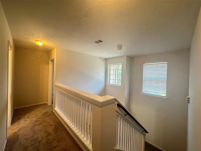 8107 Gran Villa Dr — Photo 28