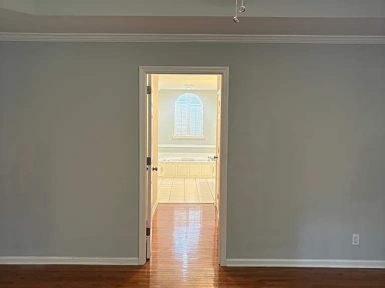 722 Creek Dr — Photo 16
