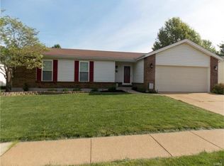 6177 Clovergreen Pl, Saint Louis, MO 63129