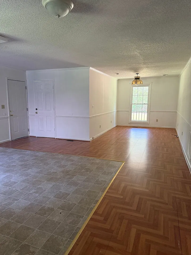 3027 Wexford Drive — Photo 3