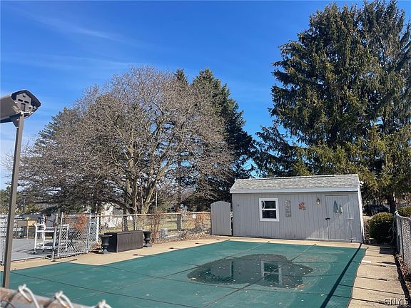 5th image of 430 Betsinger Rd