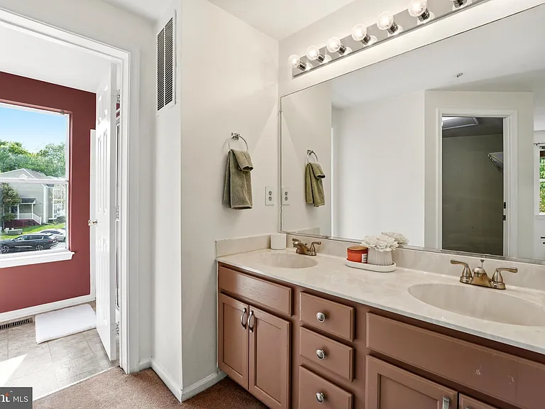 249 Sycamore Ridge Rd — Photo 19