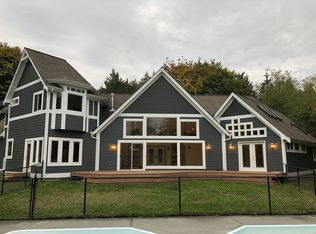 105 Oso Vista Ct, Sequim, WA 98382