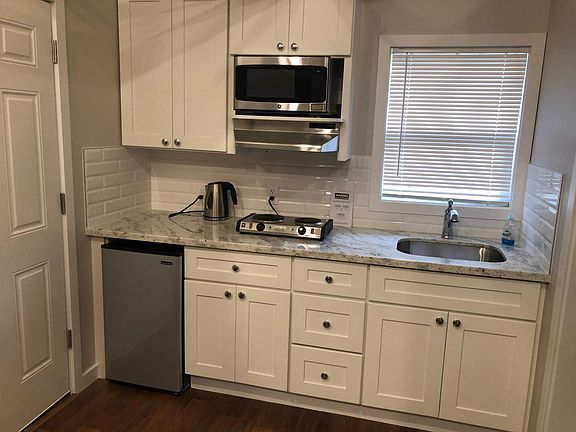 3rd image of 13202 100th Pl NE Unit 3
