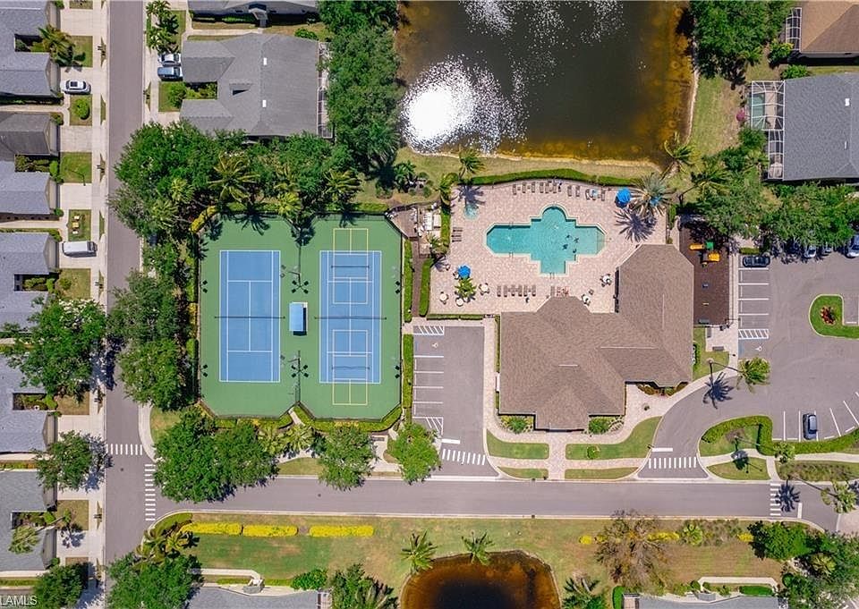 2nd image of 8204 Ibis Cove CIR #B212