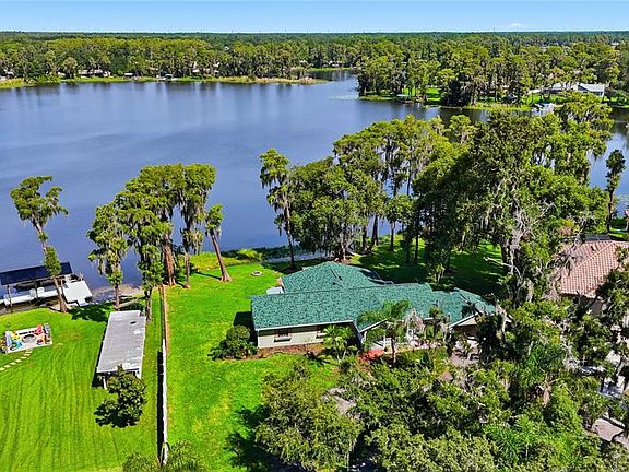 2nd image of 703 CRYSTAL LAKE ROAD