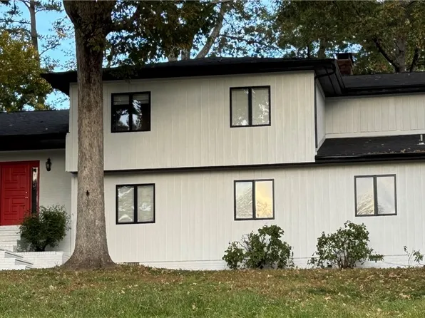 3750 NE 11th Street, Hickory, NC 28601