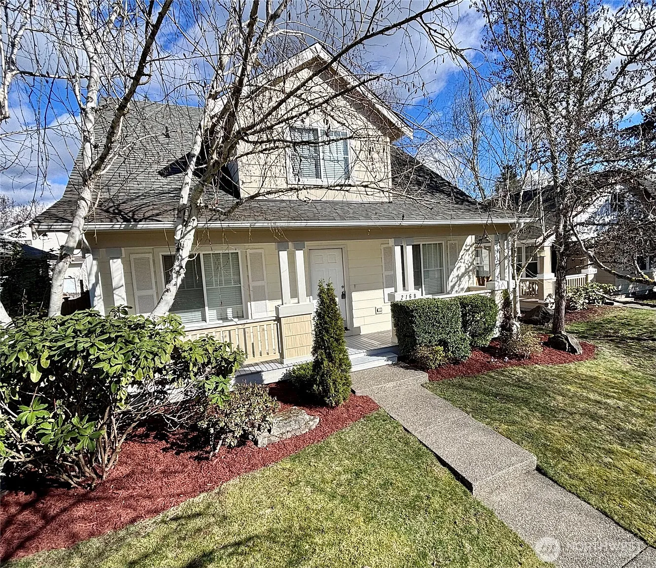 2168 McDonald Avenue photo 1