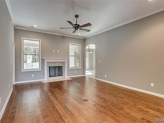 3rd image of 110 Bay Magnolia Way