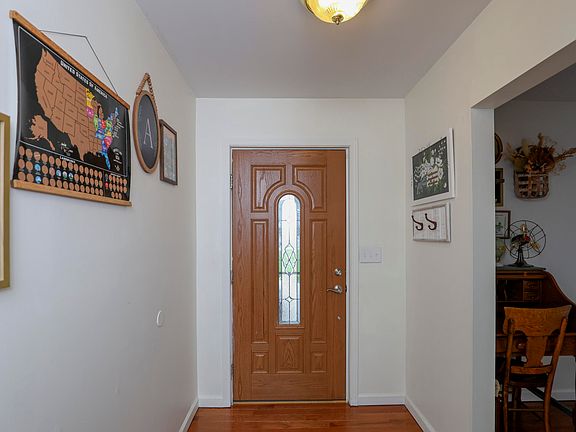 3rd image of 2963 Rich Rd