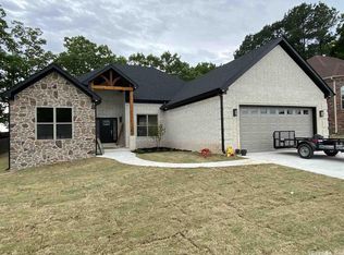 208 Forest Oaks, Jacksonville, AR 72076