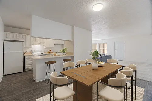 Desert Creek Apartments Photo 1
