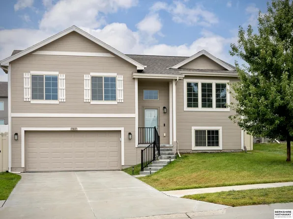 7811 N 82nd Ave, Omaha, NE 68122