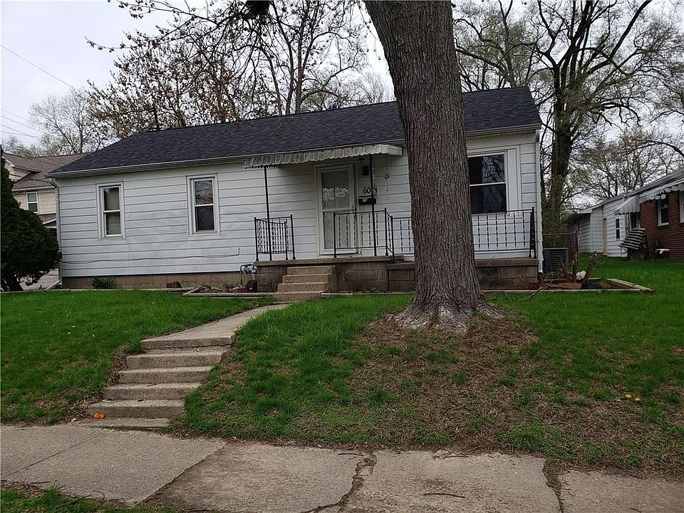 2nd image of 60 Owen St