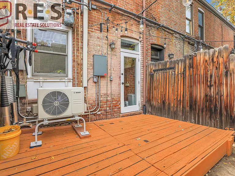 60 S Bannock St — Photo 43