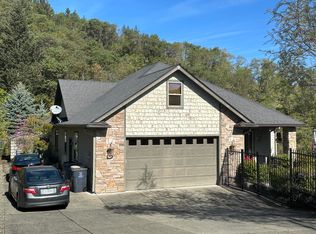 1153 Sunburst Way, Grants Pass, OR 97526