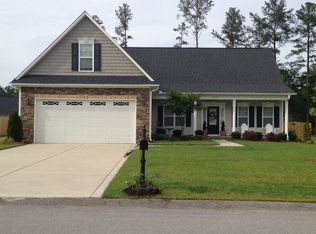 1631 Pristine Ln, Hope Mills, NC 28348
