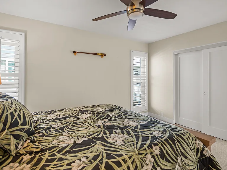 8 Antigua Ct — Photo 22