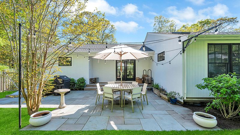 23 Tuthill Dr, Shelter Island, NY 11964 | Out East