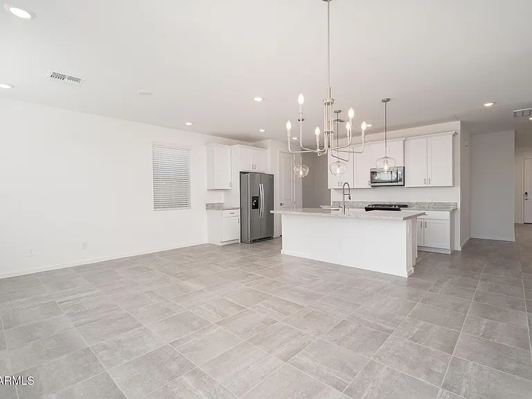 17305 W Sanna St — Photo 7