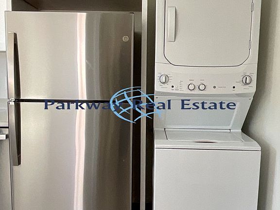 5th image of 4405-4407 Mataro Dr