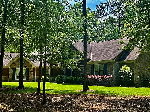 3rd image of 133 Mill Glen Way
